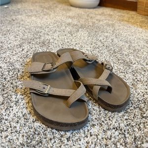 Brand new girls sandals